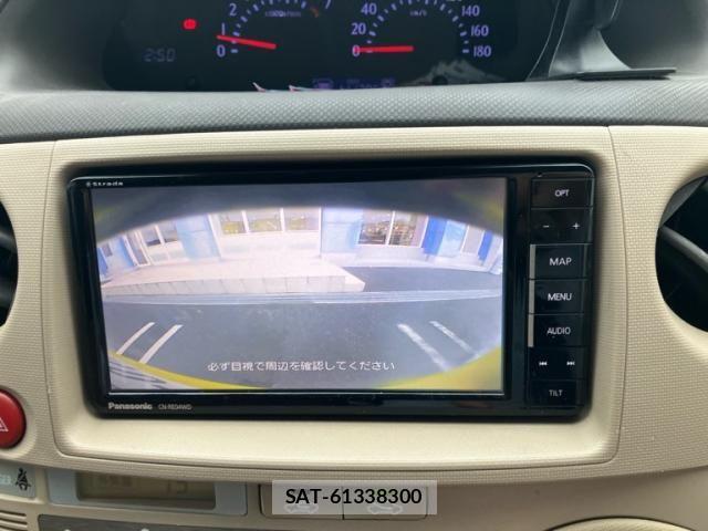 Toyota SIENTA 2011-09 7359834-16