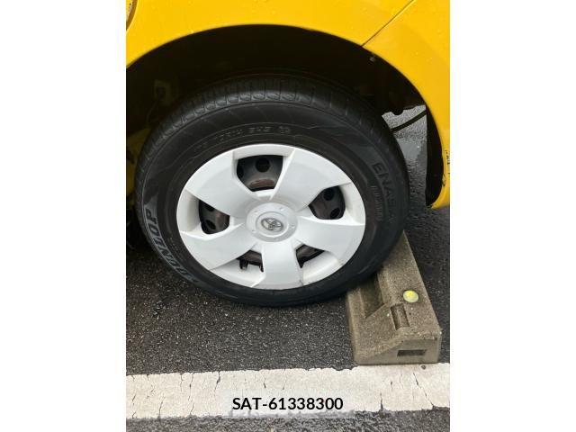 Toyota SIENTA 2011-09 7359834-5