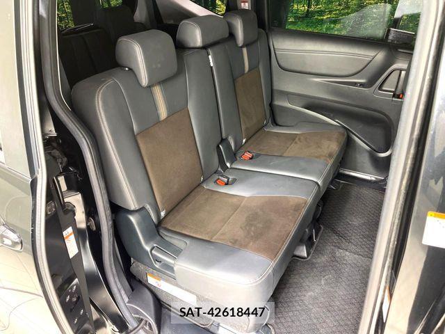 Toyota SIENTA 2021-04 7359814-8