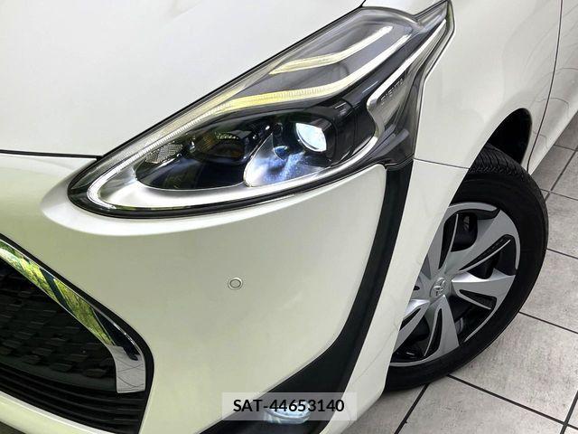 Toyota SIENTA 2019-01 7359819-11