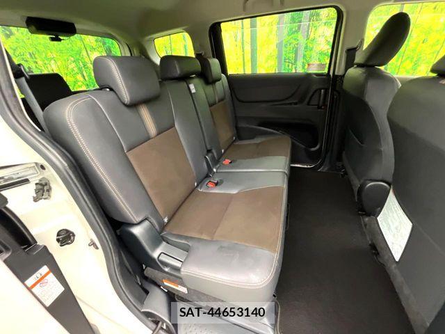 Toyota SIENTA 2019-01 7359819-7