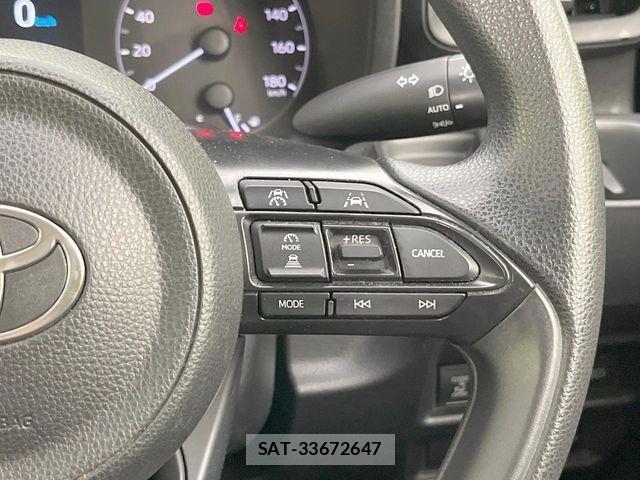 Toyota SIENTA 2023-04 7359817-5
