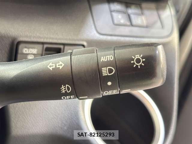 Toyota SIENTA 2020-08 7359823-11