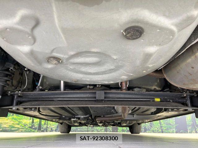 Toyota SIENTA 2019-11 7359816-18