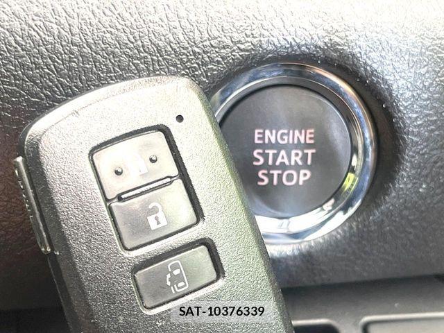 Toyota SIENTA 2019-08 7359822-6