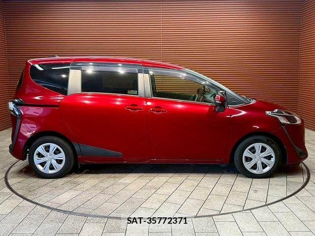 Toyota SIENTA 2019-08 7359829-17