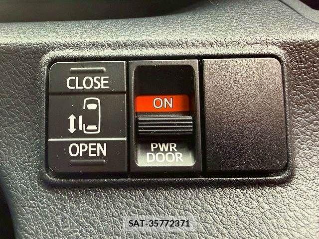 Toyota SIENTA 2019-08 7359829-4