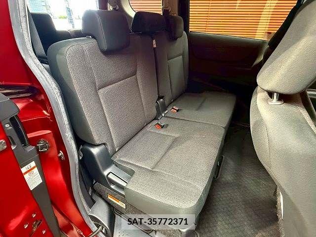 Toyota SIENTA 2019-08 7359829-8