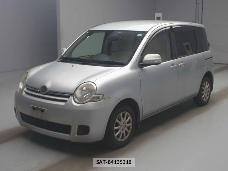 Toyota SIENTA 2010-03 7367373-0