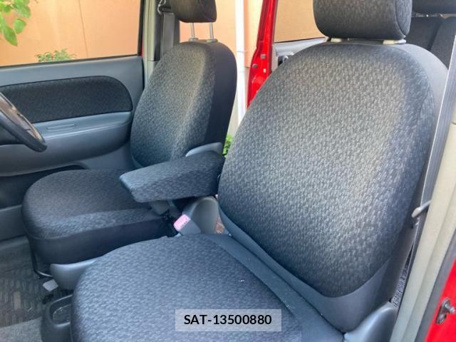 Toyota SIENTA 2012-03 7394078-5