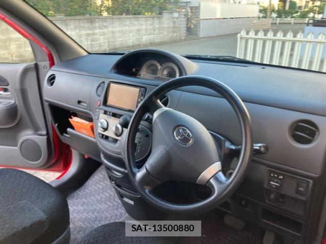 Toyota SIENTA 2012-03 7394078-8