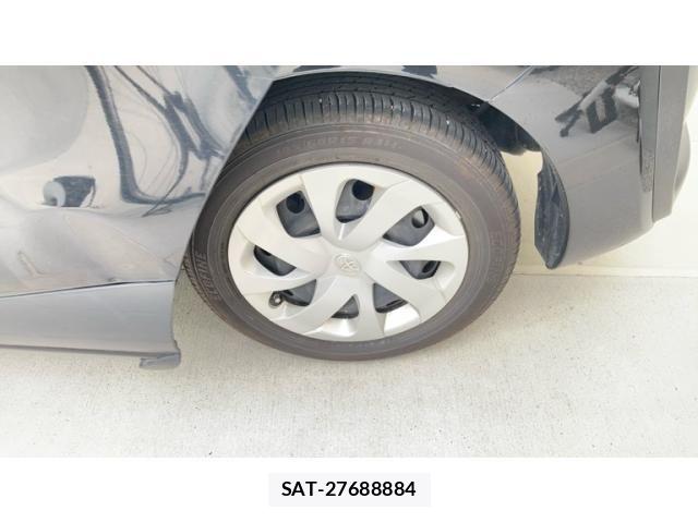 Toyota SIENTA 2017-08 7394071-16