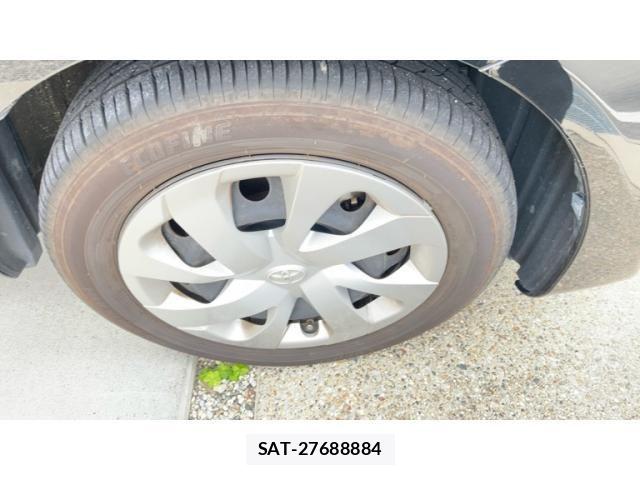 Toyota SIENTA 2017-08 7394071-18