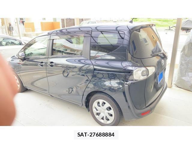 Toyota SIENTA 2017-08 7394071-2