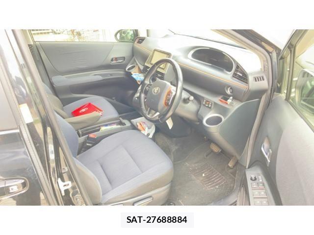 Toyota SIENTA 2017-08 7394071-4