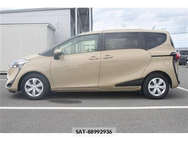 Toyota SIENTA 2019-10 7394067-9