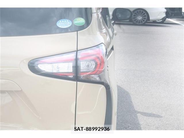 Toyota SIENTA 2019-10 7394067-11
