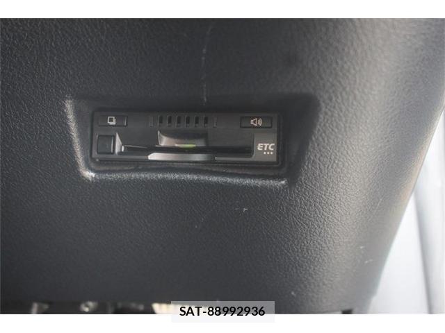 Toyota SIENTA 2019-10 7394067-1