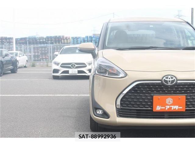 Toyota SIENTA 2019-10 7394067-21