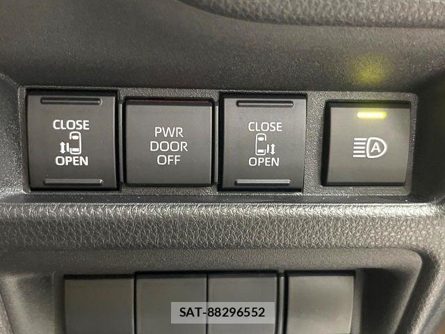 Toyota SIENTA 2025-03 7394056-4