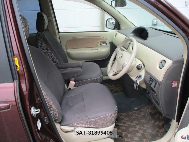 Toyota SIENTA 2012-02 7394072-10