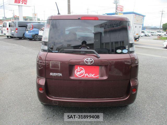 Toyota SIENTA 2012-02 7394072-4