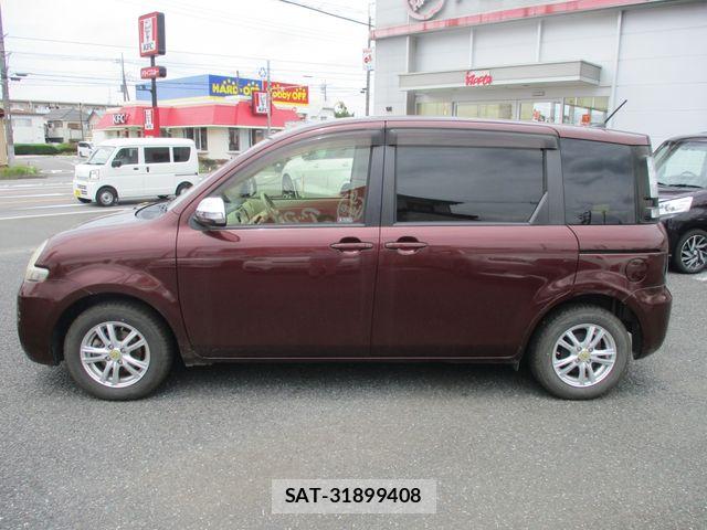 Toyota SIENTA 2012-02 7394072-5