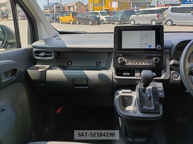 Toyota SIENTA 2024-04 7394059-17