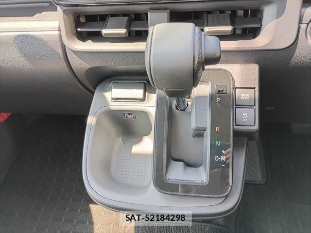 Toyota SIENTA 2024-04 7394059-19