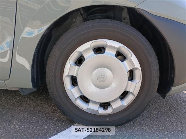 Toyota SIENTA 2024-04 7394059-6