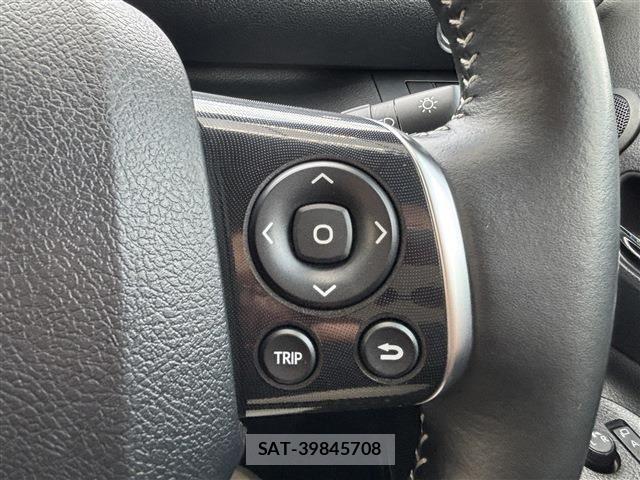 Toyota SIENTA 2022-03 7457733-10