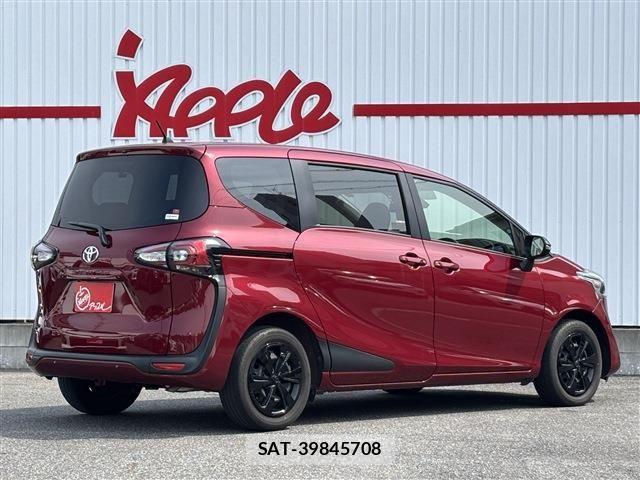 Toyota SIENTA 2022-03 7457733-2