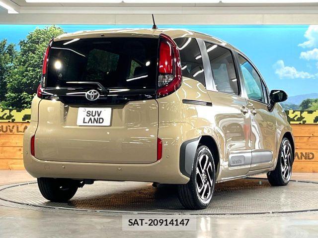 Toyota SIENTA 2024-02 7457731-16