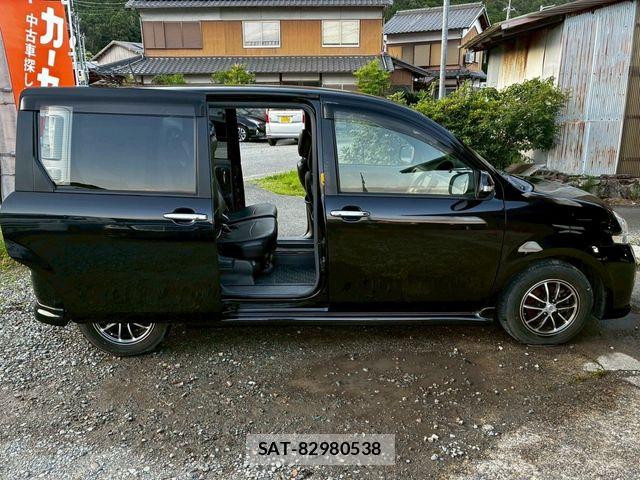 Toyota SIENTA 2013-12 7457773-10
