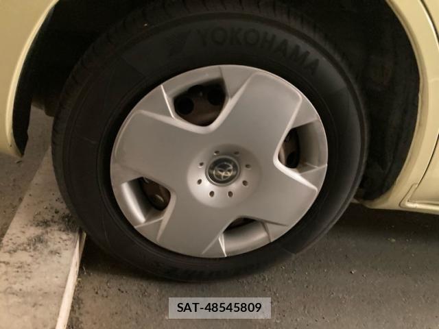 Toyota SIENTA 2006-03 7457776-8