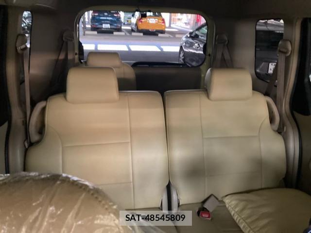 Toyota SIENTA 2006-03 7457776-12