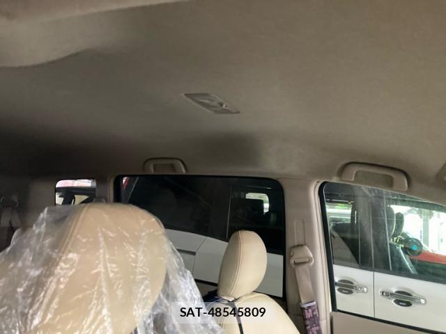 Toyota SIENTA 2006-03 7457776-13