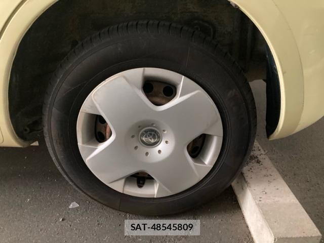 Toyota SIENTA 2006-03 7457776-7
