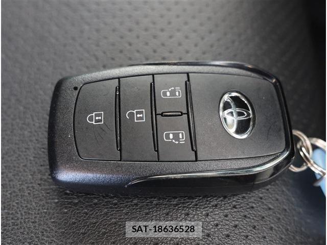 Toyota SIENTA 2025-03 7457729-16