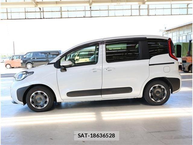 Toyota SIENTA 2025-03 7457729-23