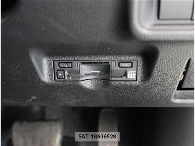 Toyota SIENTA 2025-03 7457729-28