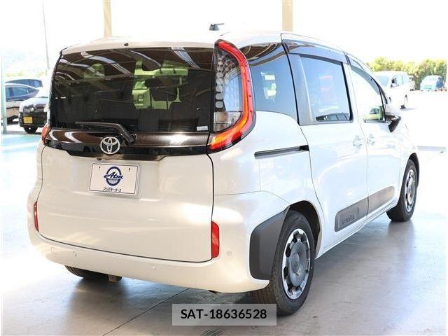Toyota SIENTA 2025-03 7457729-5