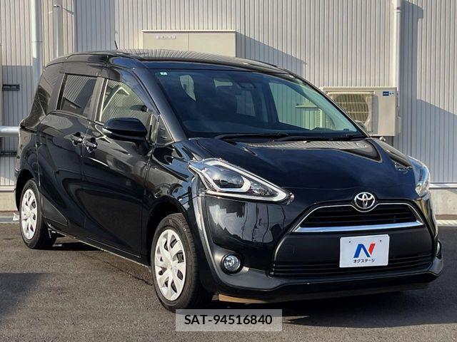 Toyota SIENTA 2018-02 7457747-16