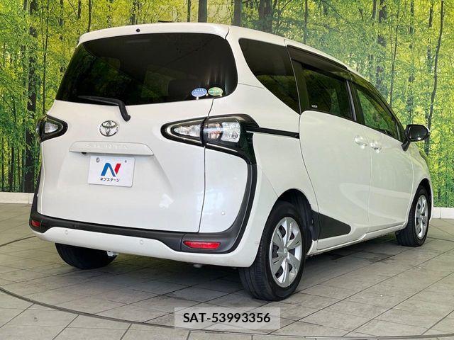 Toyota SIENTA 2019-07 7457744-17