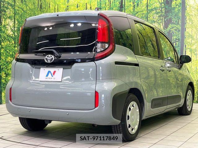Toyota SIENTA 2023-01 7457734-17