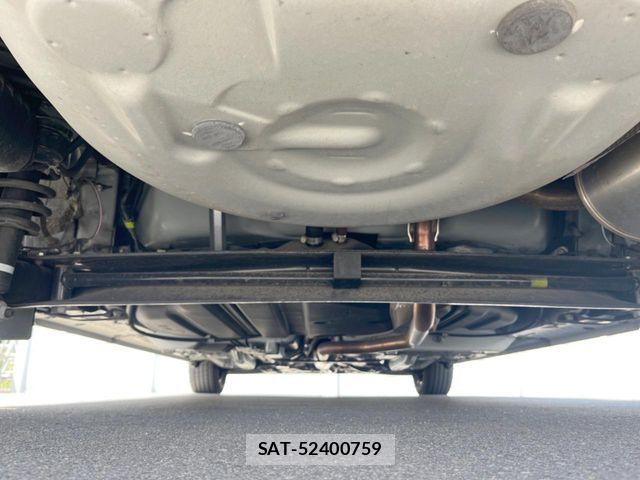 Toyota SIENTA 2019-02 7457742-19
