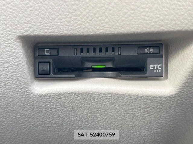 Toyota SIENTA 2019-02 7457742-6