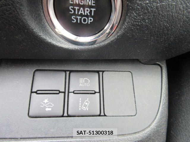 Toyota SIENTA 2018-05 7457746-12