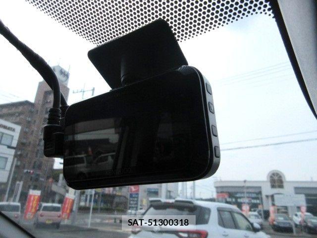Toyota SIENTA 2018-05 7457746-19