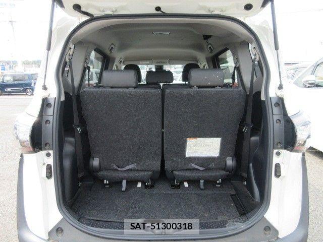 Toyota SIENTA 2018-05 7457746-22